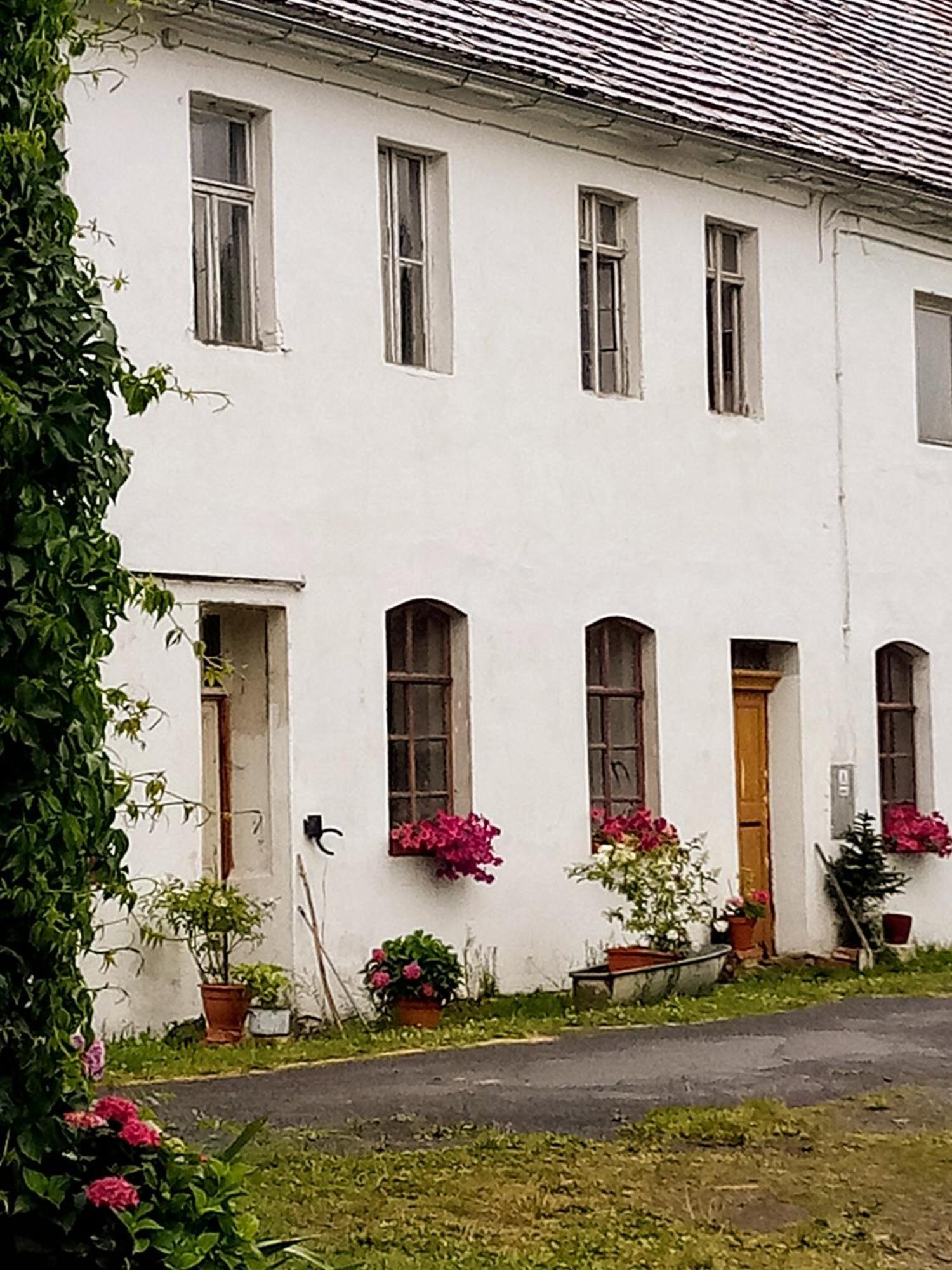 Studniska Country Estate Villa Exterior photo
